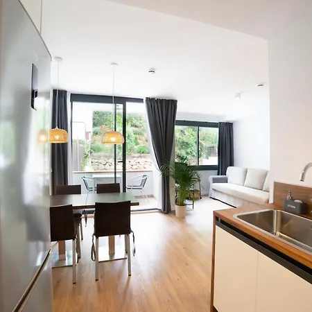 Voralmar Hotel apartamentowy