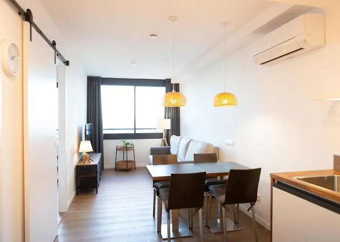 Apartahotel Voralmar Caldes D'Estrach